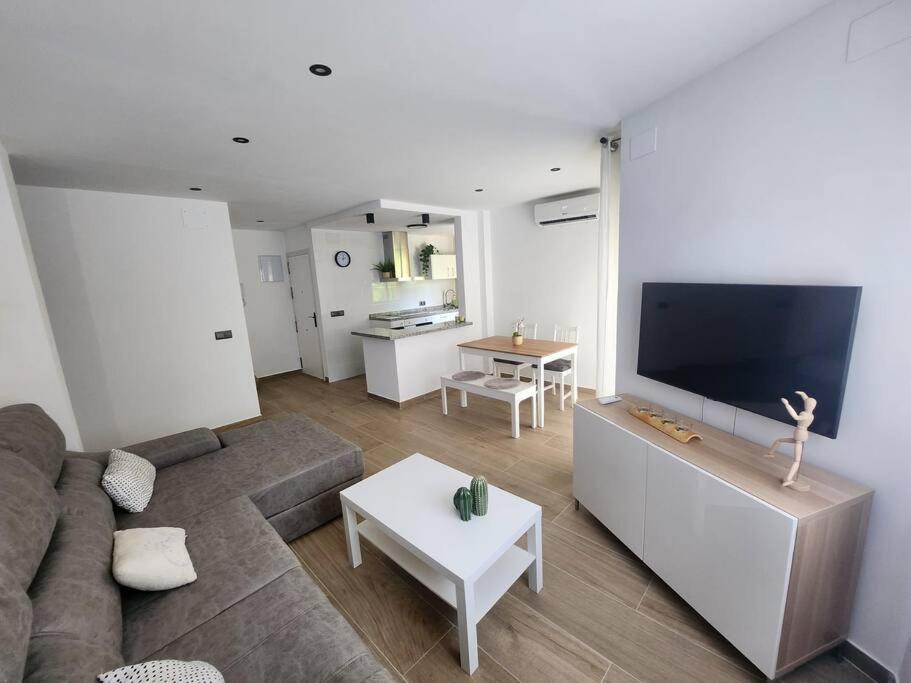 Piso Acogedor En Malaga Apartment Ngoại thất bức ảnh